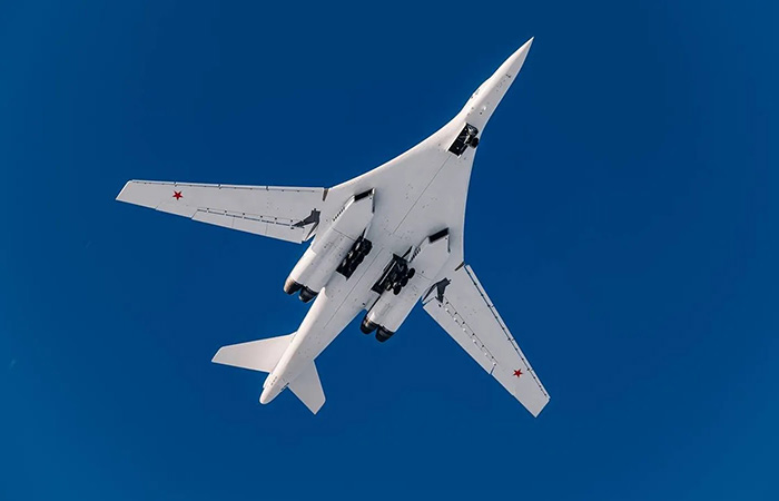 В планах - 10 самолётов до 2027 года.