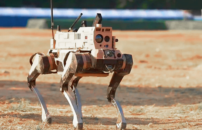 Четвероногий робот Четвероногий робот