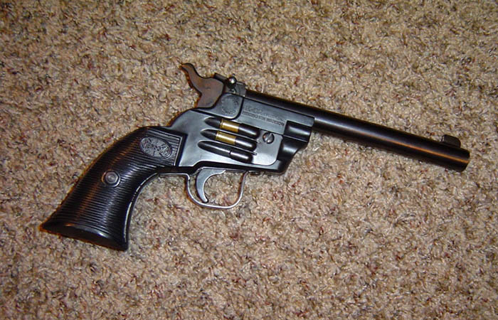 Пистолет Taurus PT 