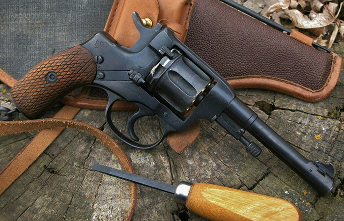 Револьвер Наган./ Фото: pinimg.com Револьвер Наган./ Фото: pinimg.com
