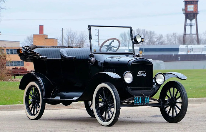 Легендарный Ford T на раме. Легендарный Ford T на раме.