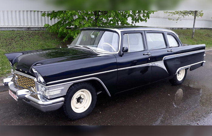 Старые и прочные автомобили.