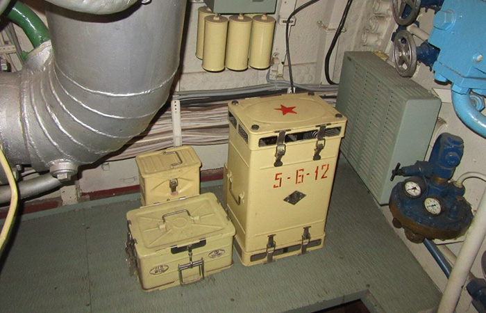 Старая установка регенерации воздуха