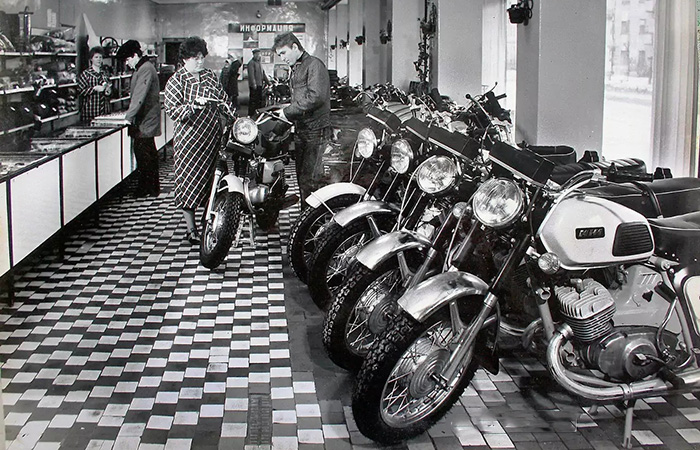 Мотоциклы в Спорттоварах