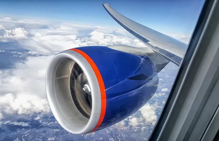 Двигатель самолёта.