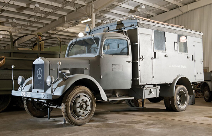 Mercedes-Benz L3000 Mercedes-Benz L3000