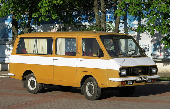 Микроавтобус РАФ-2203 Микроавтобус РАФ-2203