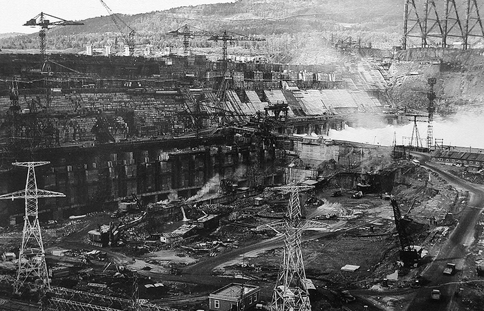 Строительство Красноярской ГЭС