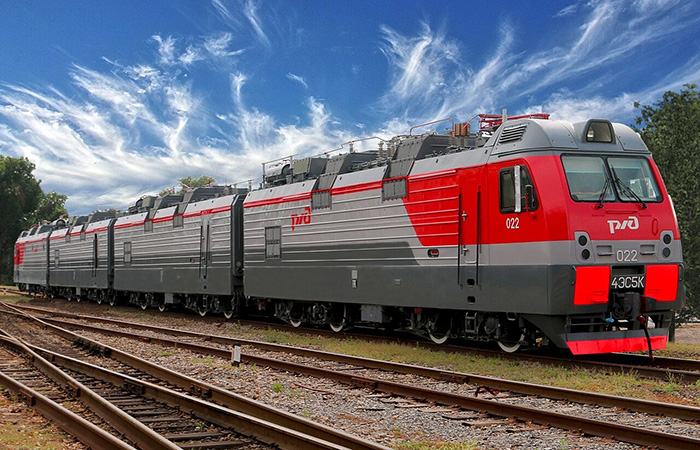 Электровоз с двумя осями на тележку