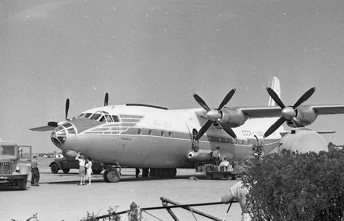 Лайнер идеально подходил для неподготовленных ВПП Лайнер идеально подходил для неподготовленных ВПП