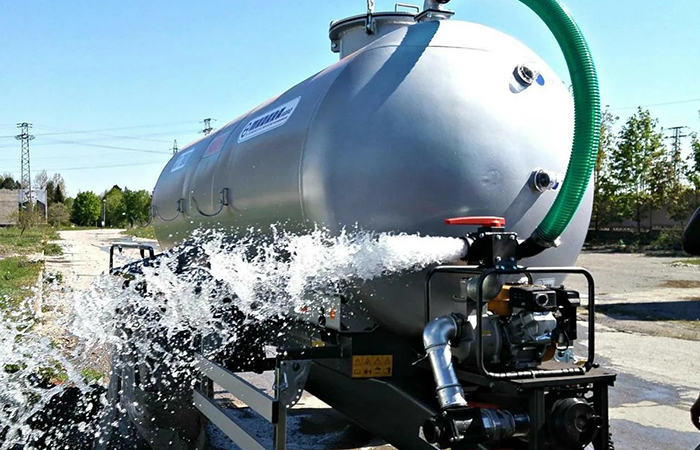 Жидкость зафиксировать невозможно