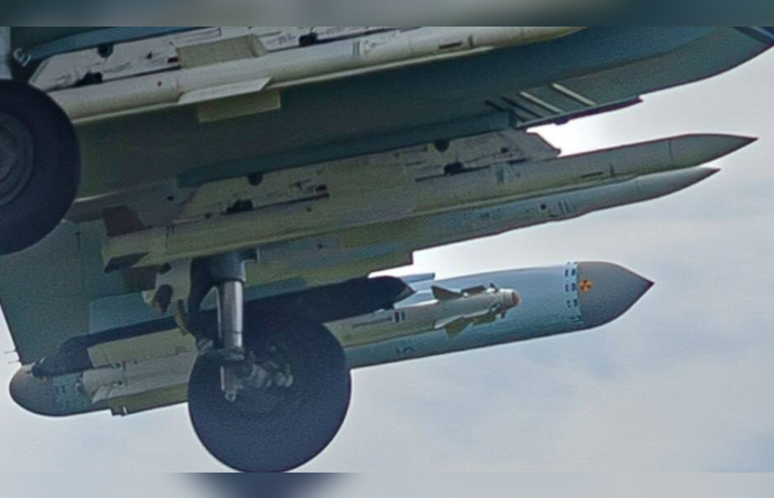 Ракета Р-77М.