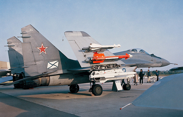 Палубный истребитель МиГ-29К. / Фото: авиару.рф