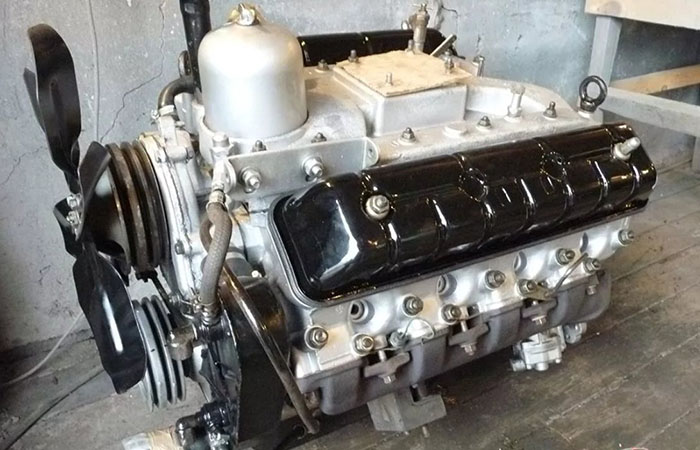 Двигатель от ГАЗ‑14.