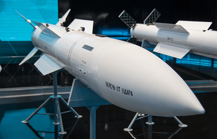 Ракета Р-37М.