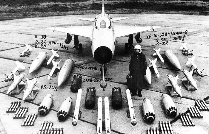 Ограниченная аэродинамика и разнообразное вооружение. Ограниченная аэродинамика и разнообразное вооружение.