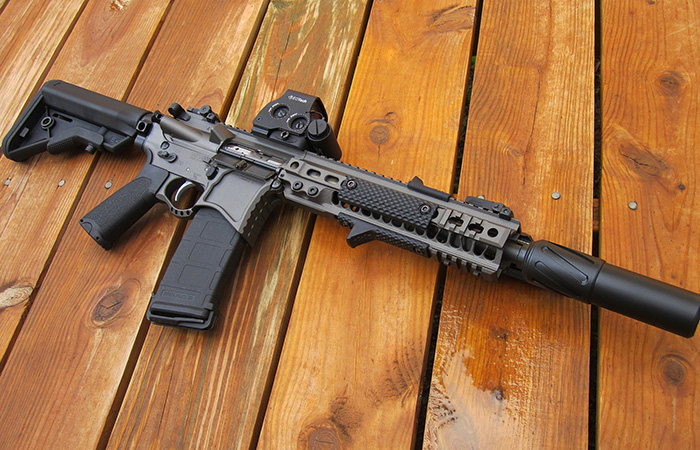 Винтовка AR-15. Винтовка AR-15.