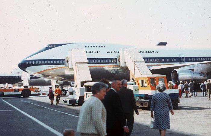 Старый Boeing 747 в Африке. Старый Boeing 747 в Африке.