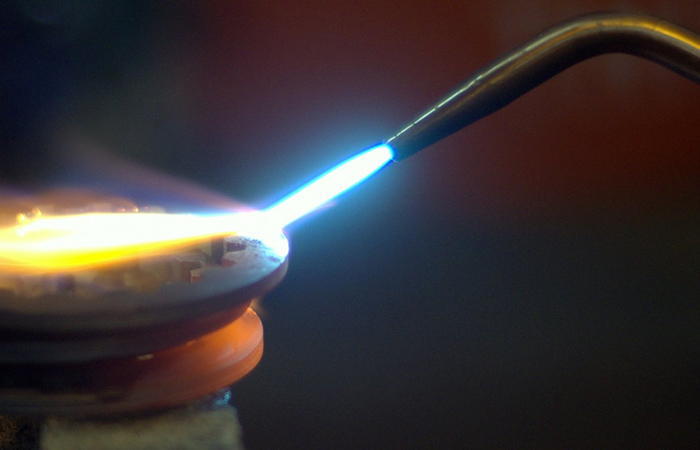 Высокотемпературное ацетиленовое пламя Высокотемпературное ацетиленовое пламя