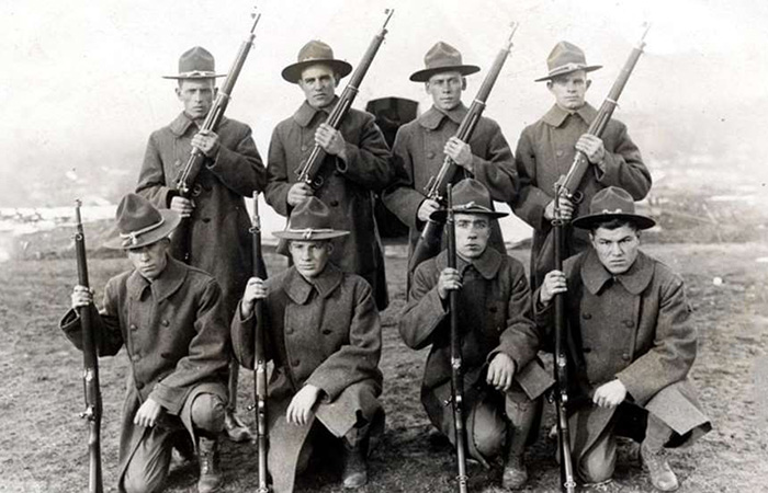 Винтовка состояла на вооружении очень долго.