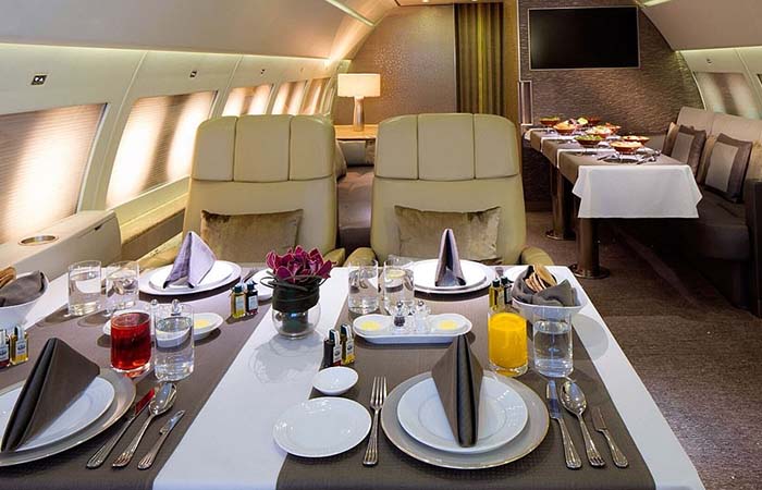 Полёт в бизнес-джете как поездка в Роллс-Ройсе