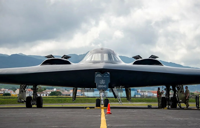 Летающее крыло В-2 Летающее крыло В-2