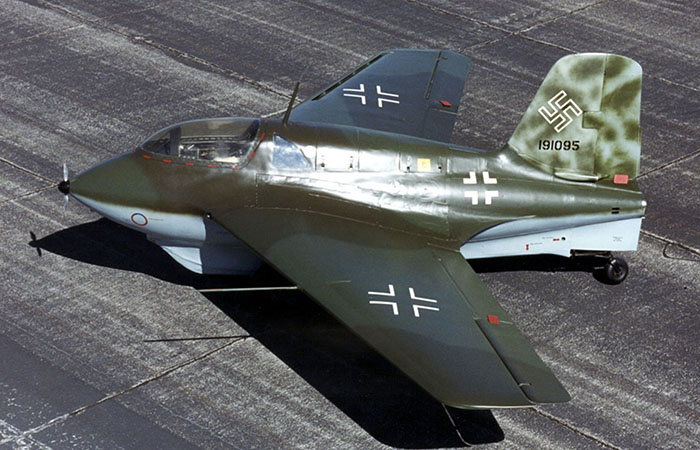 Один из главных - маленький запас топлива. Один из главных - маленький запас топлива.