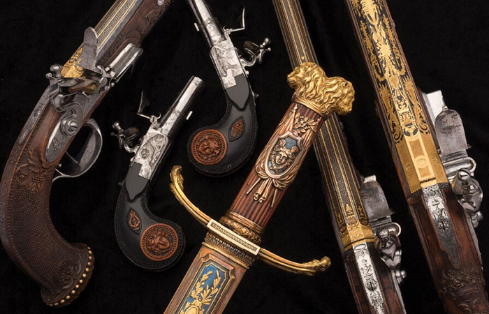Кремниевые ружья и пистолеты, некогда подаренные Наполеоном./ Фото: rockislandauction.com
