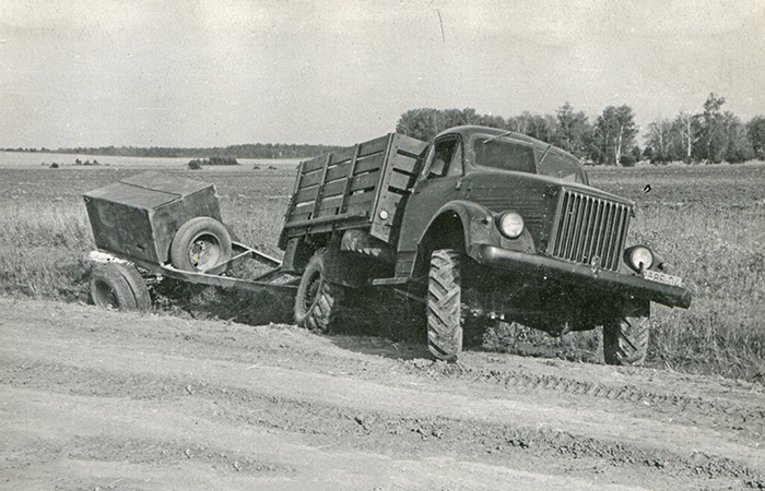 Главным недостатком был высокий центр тяжести. Главным недостатком был высокий центр тяжести.