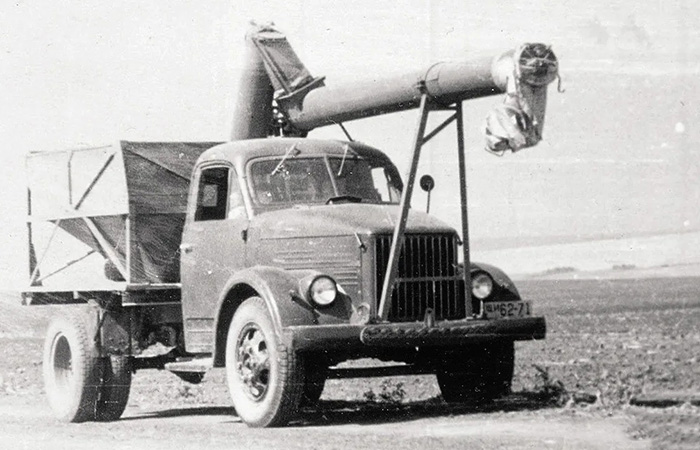 Единственное её предназначение - загрузка сеялок