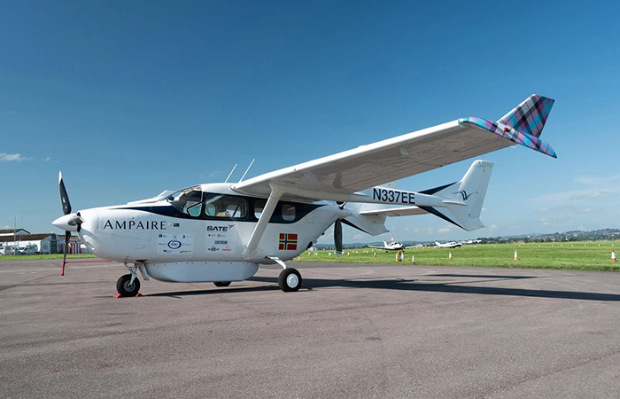 Гибридный самолёт./ Фото: ainonline.com Гибридный самолёт./ Фото: ainonline.com