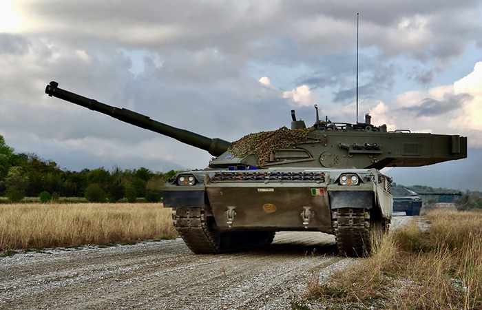 Итальянский танк C1 Ariete. / Фото: dzen.ru