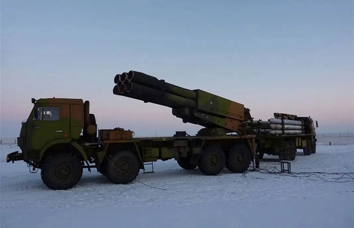 Сарма с машиной заряжания Сарма с машиной заряжания