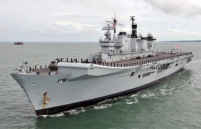 HMS Illustrious HMS Illustrious