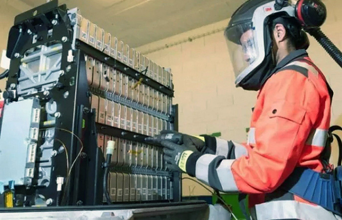 Демонтаж батареи