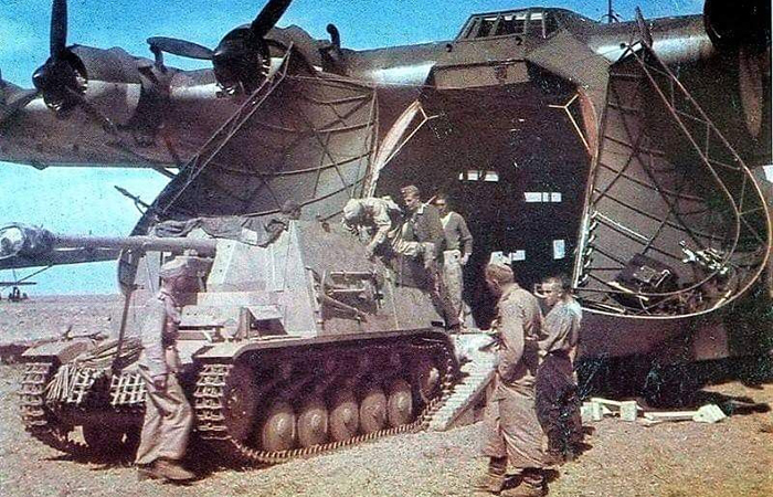 И большой грузовой отсек.