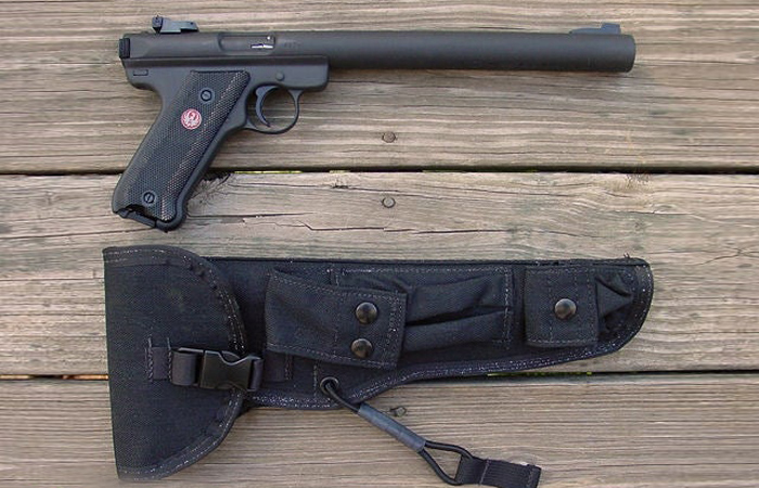 Пистолет имел уникальную конструкцию./ Фото: nexusmods.com Пистолет имел уникальную конструкцию./ Фото: nexusmods.com