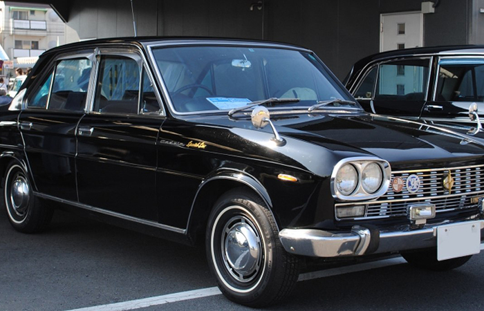 Nissan Cedric.