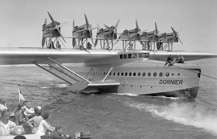 Сам самолёт тоже был далёк от идеала Сам самолёт тоже был далёк от идеала