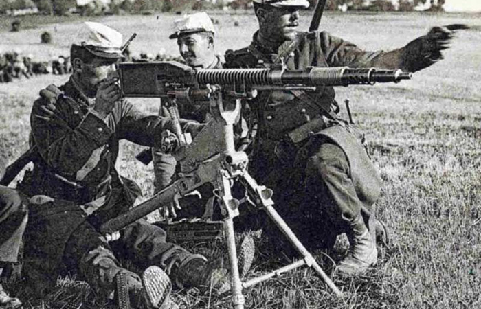 Многие автомат считали излишеством./ Фото: nik191-1.ucoz.ru