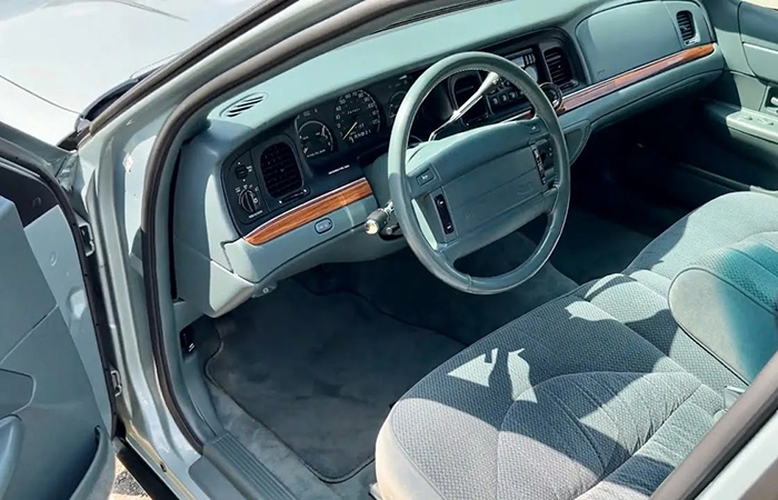 В салоне В салоне