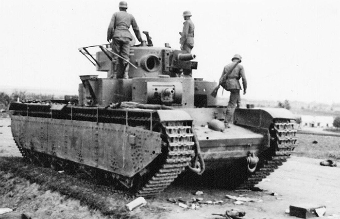 Танки изучали и учились на них Танки изучали и учились на них