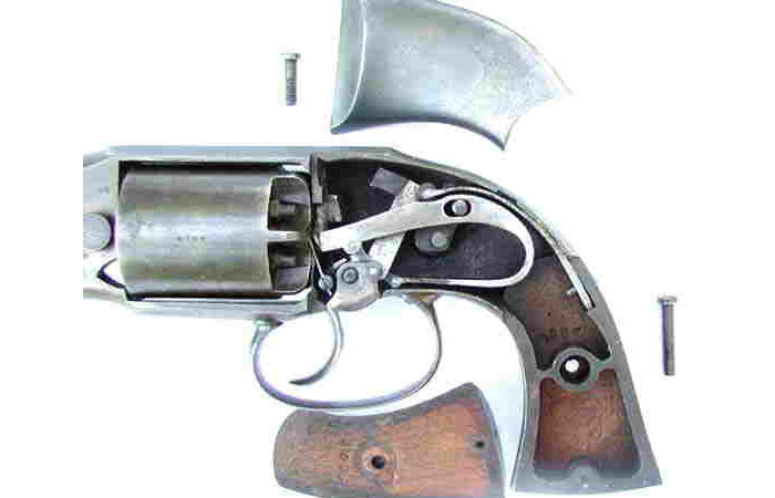 Револьвер Петенгила. / Фото: flicense.blogspot.com