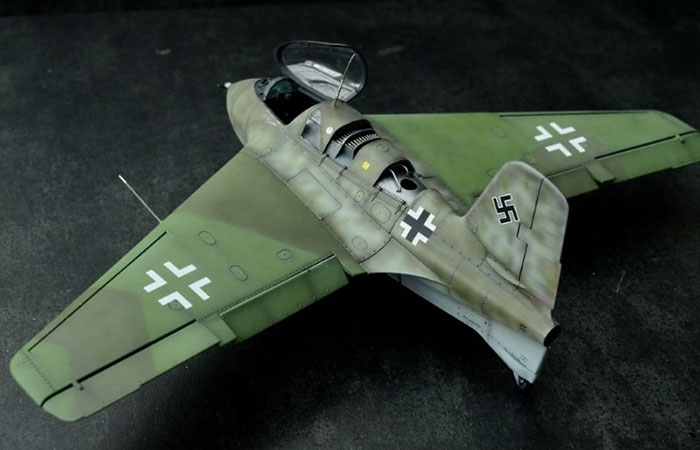 Немалая часть самолётов разбились или сгорели на земле. Немалая часть самолётов разбились или сгорели на земле.