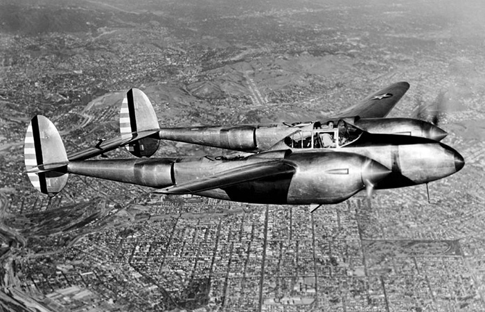 Для своего времени P-38 был революционным истребителем./ Фото: mavink.com