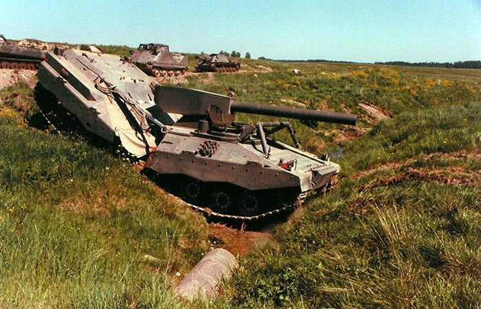 Шарнирно-сочленённый танк UDES XX 20. / Фото: topwar.ru