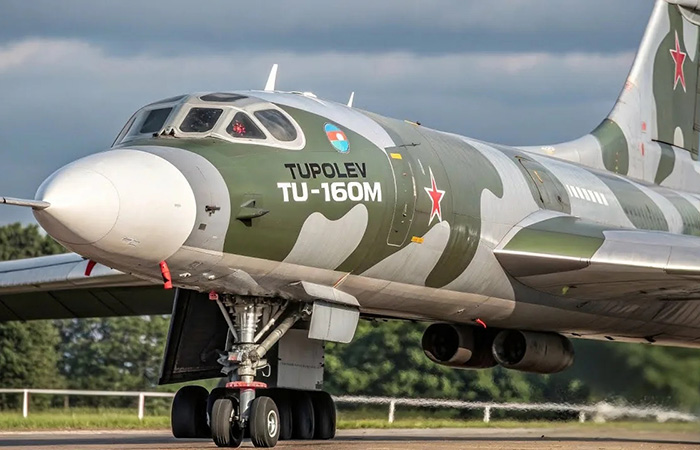 Другое отличие - новые двигатели.