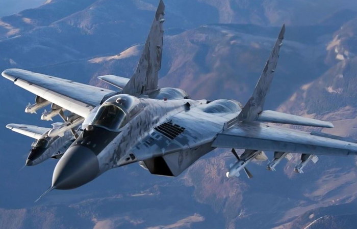 Отдалённый потомок МиГ-29. Отдалённый потомок МиГ-29.