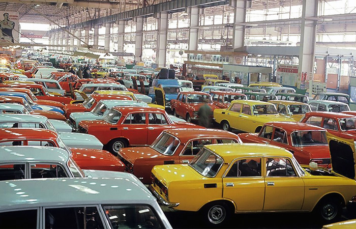 Типичный советский автомобиль Типичный советский автомобиль