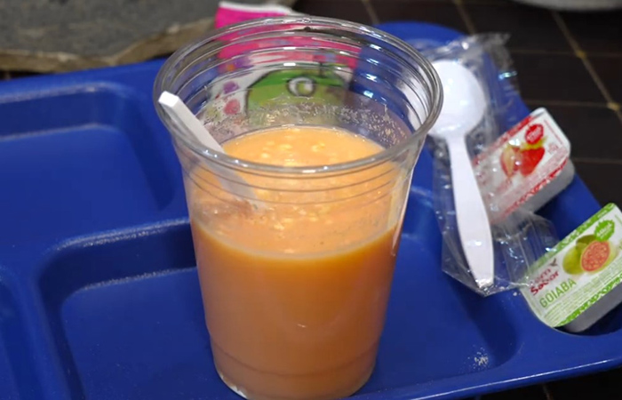 В рационе много растворимых напитков, включая кофе В рационе много растворимых напитков, включая кофе